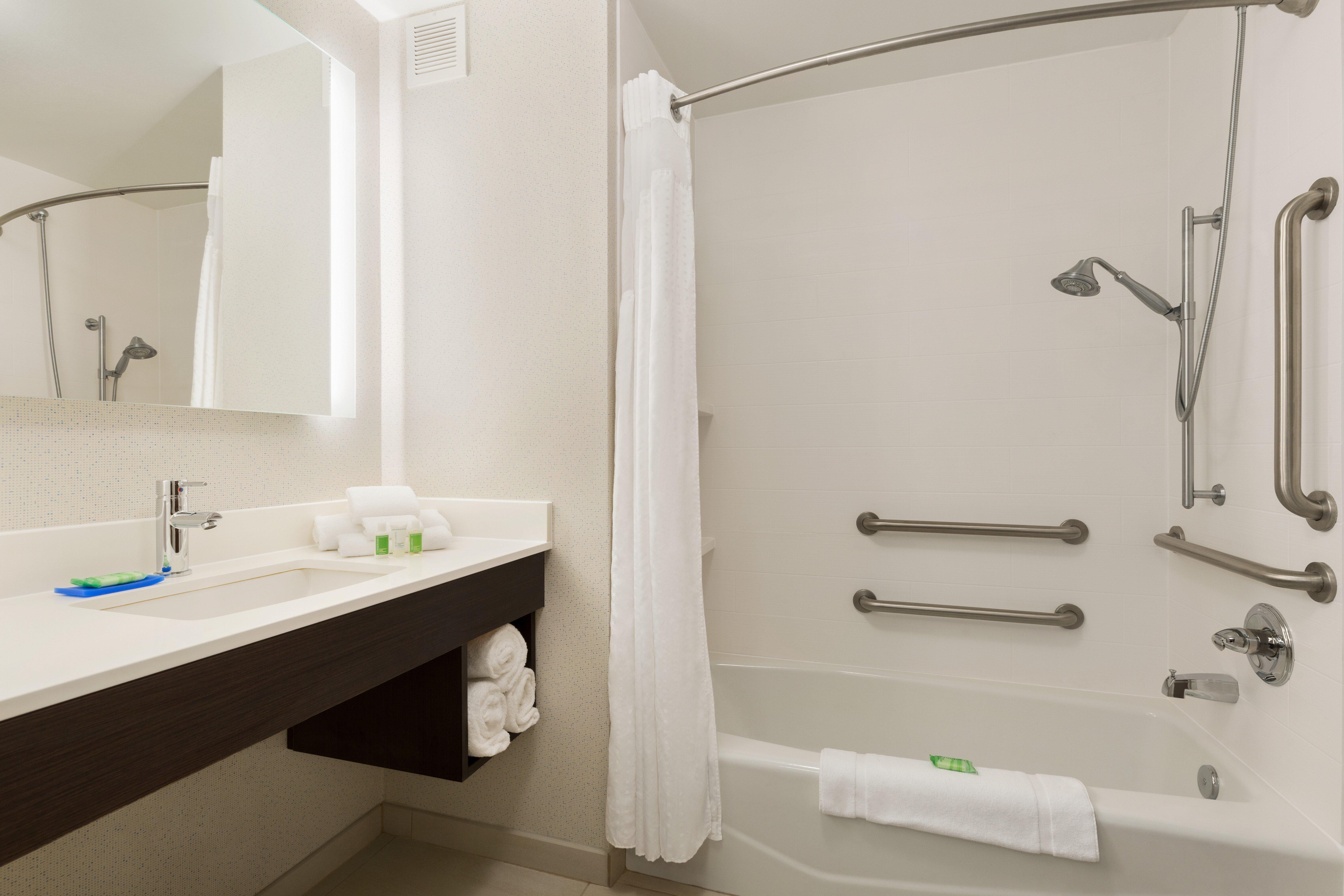 Holiday Inn Express Hotel & Suites Shawnee I-40 By Ihg Buitenkant foto