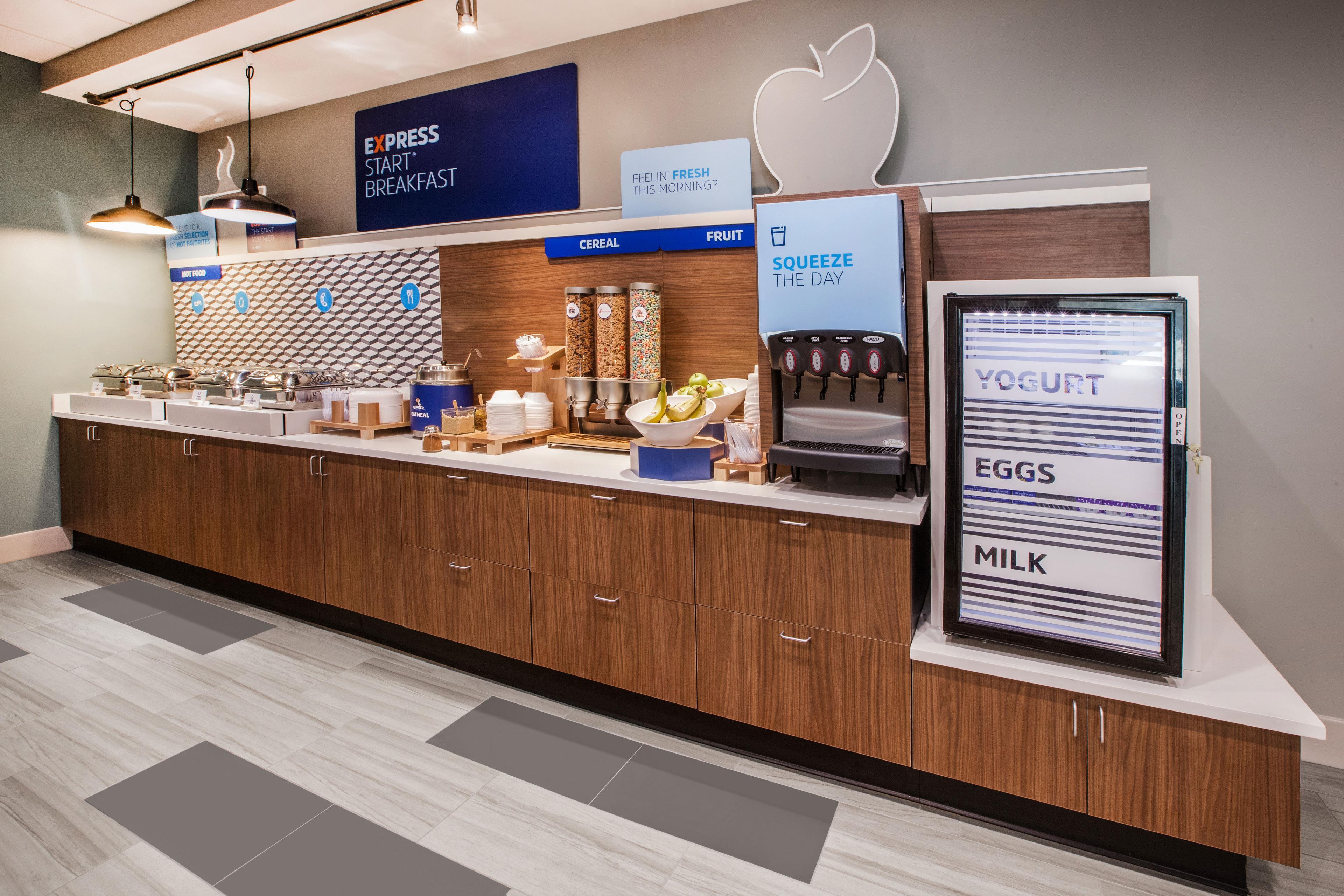 Holiday Inn Express Hotel & Suites Shawnee I-40 By Ihg Buitenkant foto