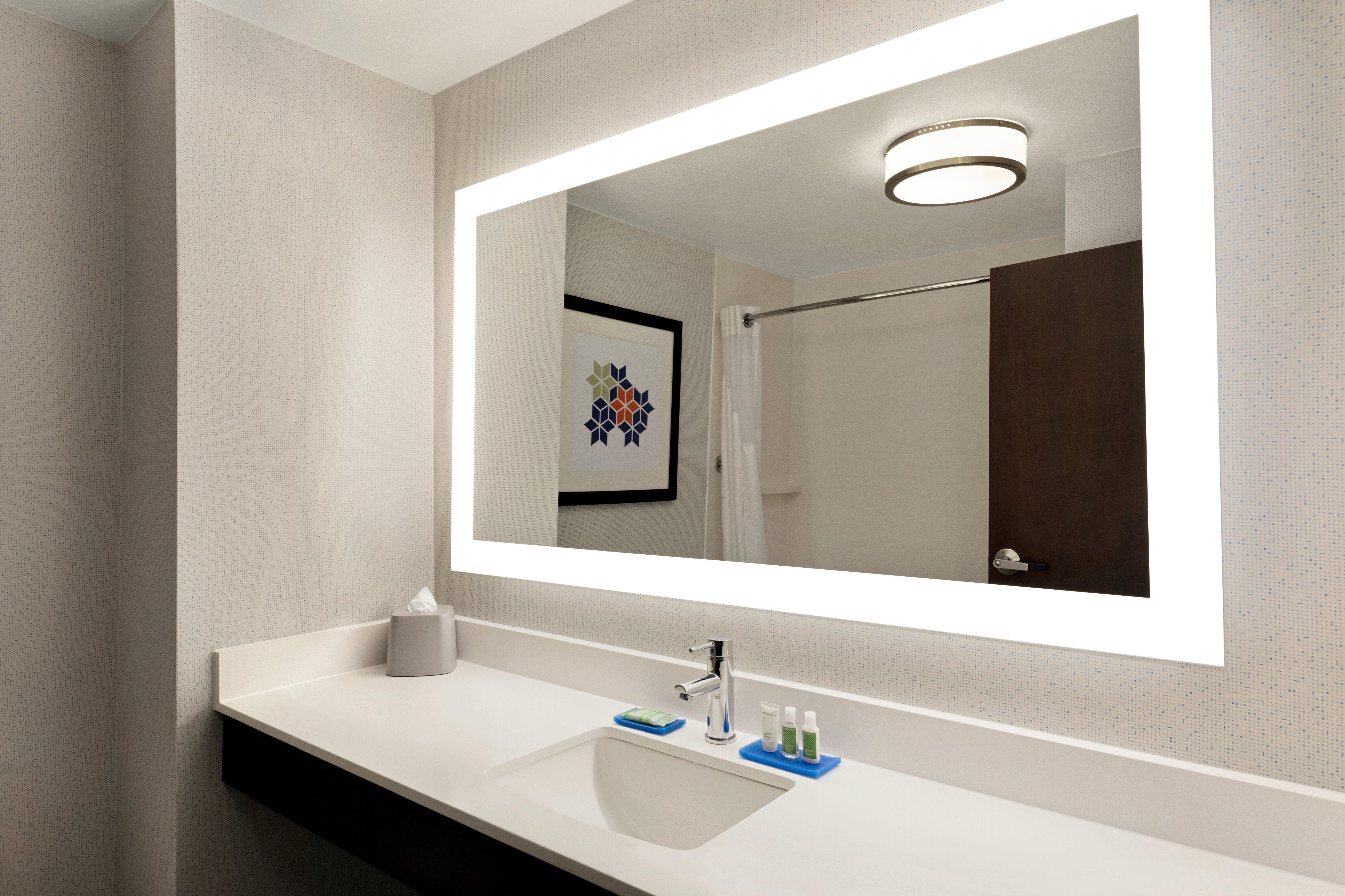 Holiday Inn Express Hotel & Suites Shawnee I-40 By Ihg Buitenkant foto